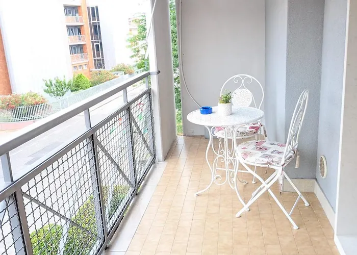 Time In Lejlighed Verona