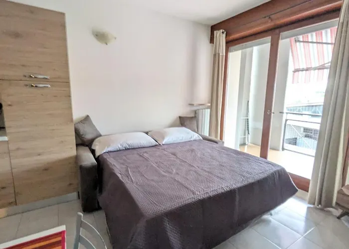 Time In Apartament *